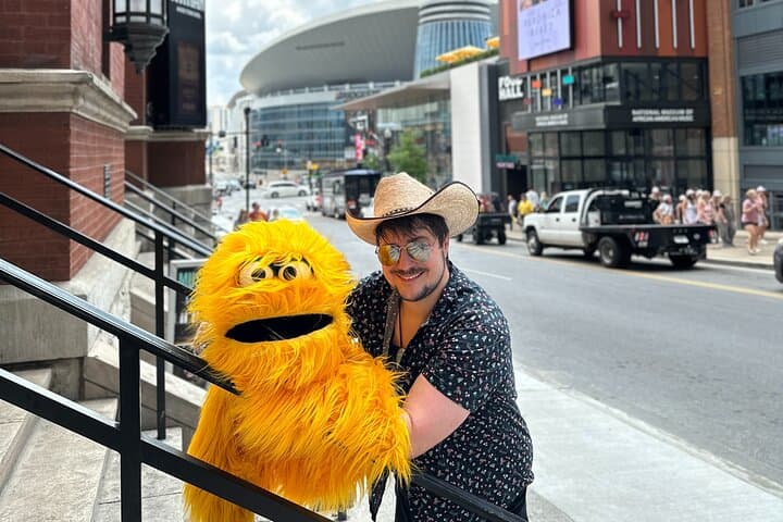 Puppet-Led Nashville Walking Tour — Family-Friendly Downtown Storytelling photo 2