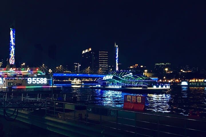 Canton Tower & Pearl River Night Cruise: Private Evening Tour in Guangzhou