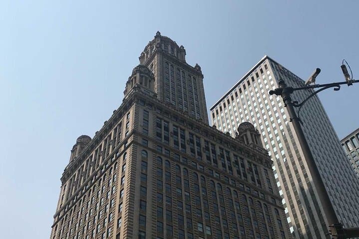 Chicago Gangsters Self-Guided Crime Puzzle Walk: Explore Downtown History & Architecture photo 5