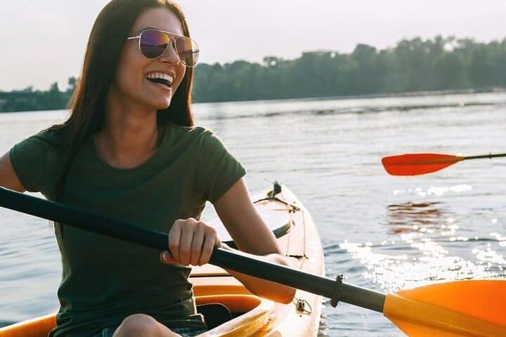 Kayaking in Dubai: Paddle the City's Scenic Waterways & Mangroves photo 5