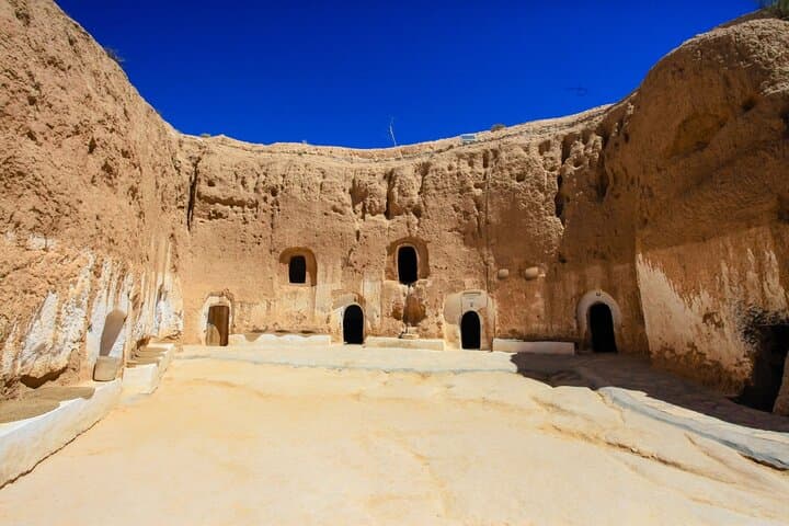 2-Day Tunisian Sahara Adventure: El Jem, Matmata & Douz Desert Experience photo 2