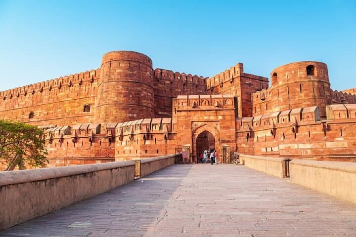 Same-Day Taj Mahal Tour from Delhi by Car: One-Day Agra Sightseeing photo 4