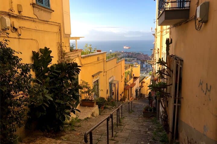 Naples Vomero District Self-Guided Scavenger Hunt — Interactive Walking Tour photo 6