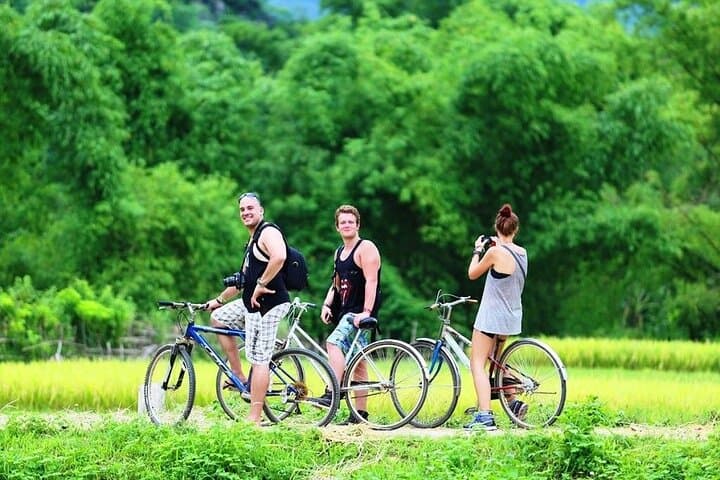 Mai Chau Full-Day Private Biking Tour from Hanoi — Rice Paddies & Thung Khe Pass