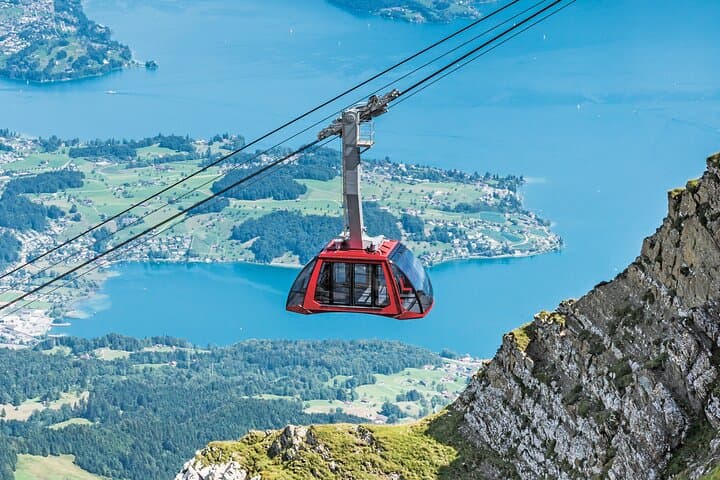 Zurich to Mount Pilatus: Gold & Silver Day Tour with Lucerne and Lake Cruise