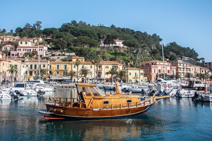Sunset Aboard a Vintage Gozzo: Private Elba Island Coastal Cruise photo 3