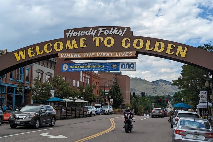 Golden Colorado Self-Guided Scavenger Hunt: Historic Downtown Walking Game photo 3