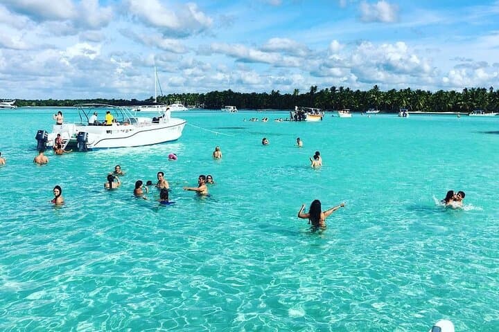 Saona Island Day Trip: Natural Pool, Catamaran Return & Beach Lunch photo 5