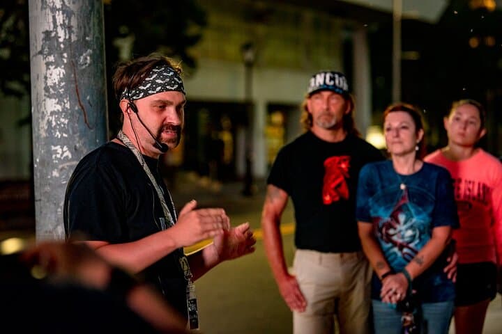 Houston Hollow Heart Hauntings: Nighttime Haunted Walking Tour of Downtown Houston photo 4