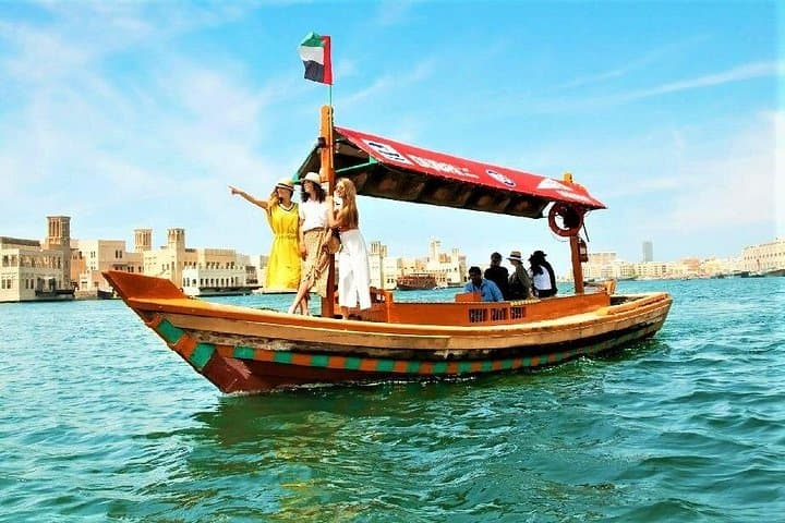 Dubai Old Town & Creek Abra Ride: Gold, Spice and Textile Souks Walking Tour photo 2