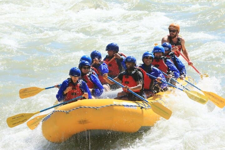 18-Mile Yellowstone River Rafting Trip with Lunch from Gardiner photo 3