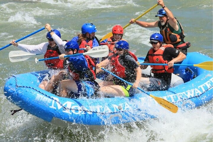18-Mile Yellowstone River Rafting Trip with Lunch from Gardiner