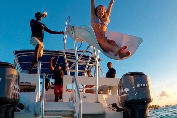 Half-Day Snorkel from Providenciales to Half Moon Bay and Iguana Island photo 1