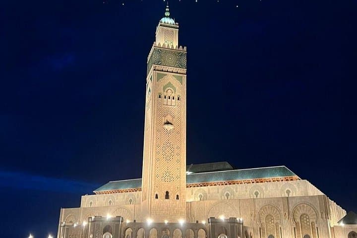 Casablanca Night Tour: Private Evening City Sights & Traditional Moroccan Dinner photo 1