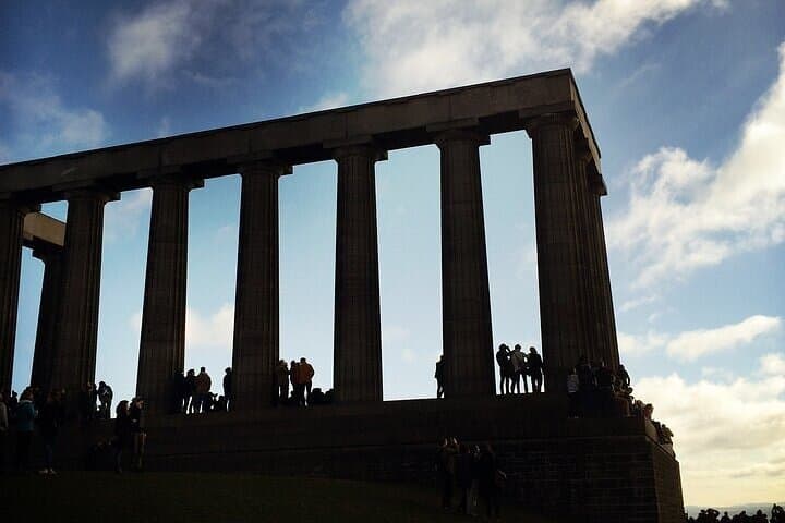 Private Full-Day Edinburgh Walking Tour: Castles & Cobblestones photo 4