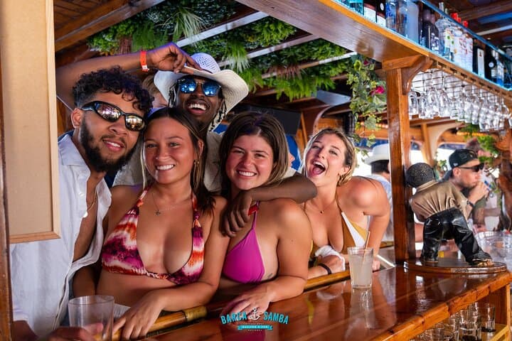 Barca Samba: 4-Hour Boat Experience in the Bay of Palma, Mallorca photo 6