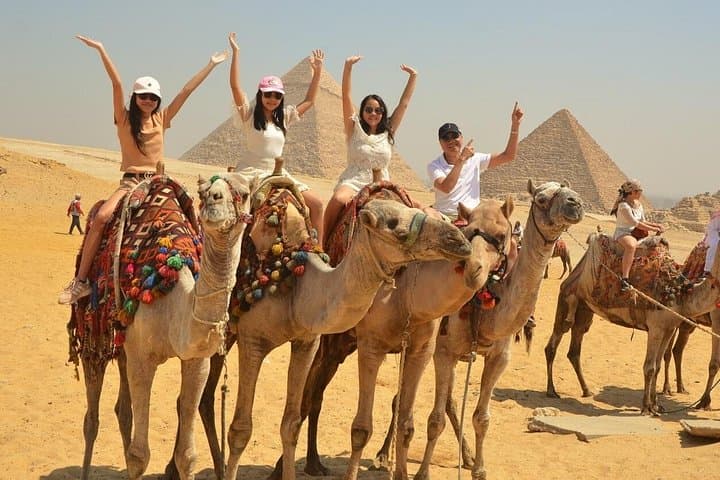 Private Day Tour: Great Pyramids of Giza, Saqqara & Memphis — Full-Day with Egyptologist photo 3