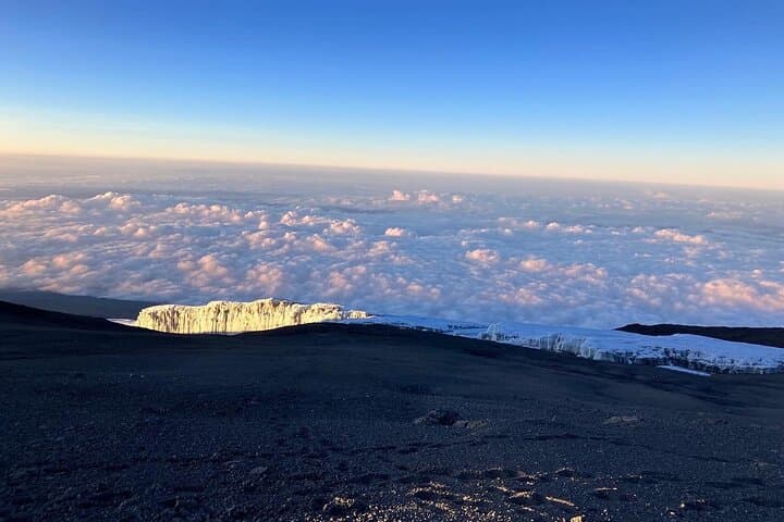 Lemosho Route Kilimanjaro: 7-Day Summit Guide to Uhuru Peak photo 2