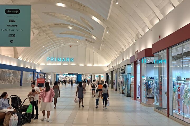 Full-Day Sawgrass Mills Outlet Shopping Tour from Miami Beach photo 3