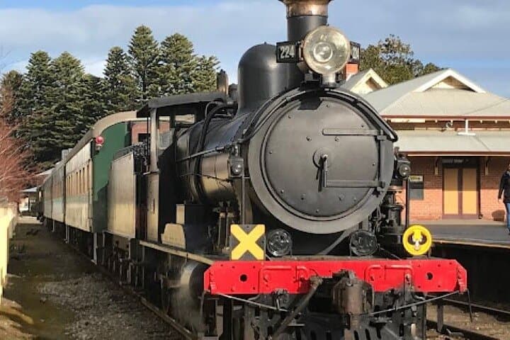 Victor Harbor & Fleurieu Peninsula Day Tour from Adelaide — Beaches, Wharfs, and Granite Island photo 3