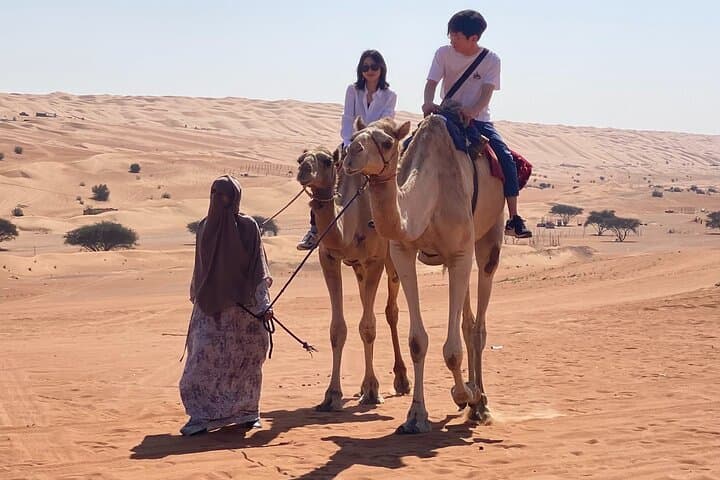 Oman Desert Off-Roading & Wadi Bani Khalid Swim — Private 9‑Hour Tour from Muscat