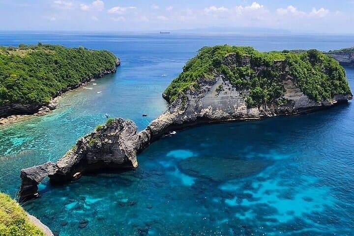 One-Day Nusa Penida East: Atuh Beach, Diamond Beach & Thousand Islands Viewpoint photo 3