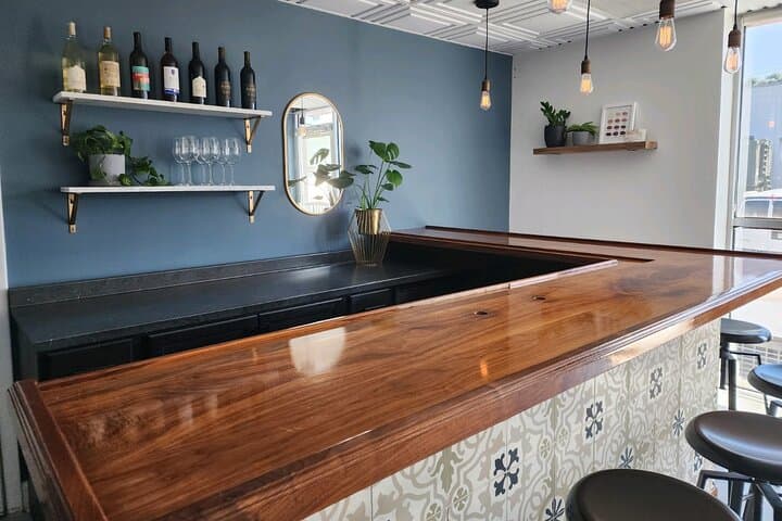 Private Vintner's Wine Tasting — Compare Colorado and California Wines in Denver
