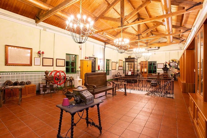 Paella, Olive Oil, Wine & Relax at a Rural Estate near Madrid photo 2