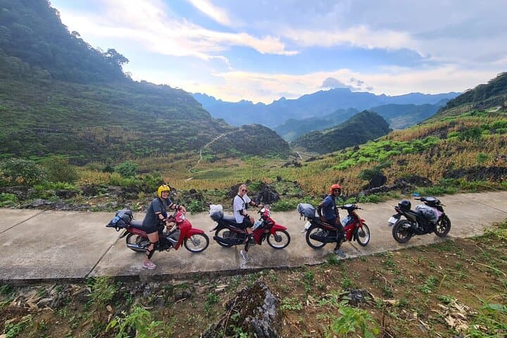 Ha Giang Loop Easy Rider: 3-Day Motorbike Tour to Ma Pi Leng & Dong Van