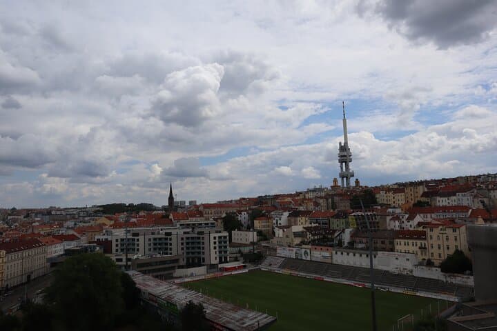 Zizkov and Vinohrady Beer Tour: Prague's Local Beer Walk photo 2