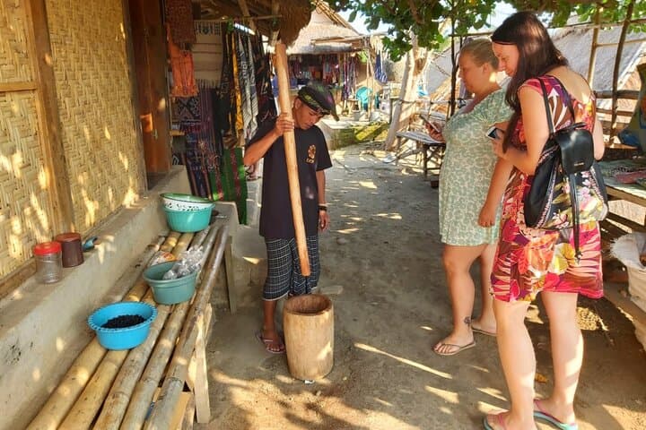Benang Kelambu Waterfall & Pusuk Monkey Forest Day Tour — Lombok photo 6