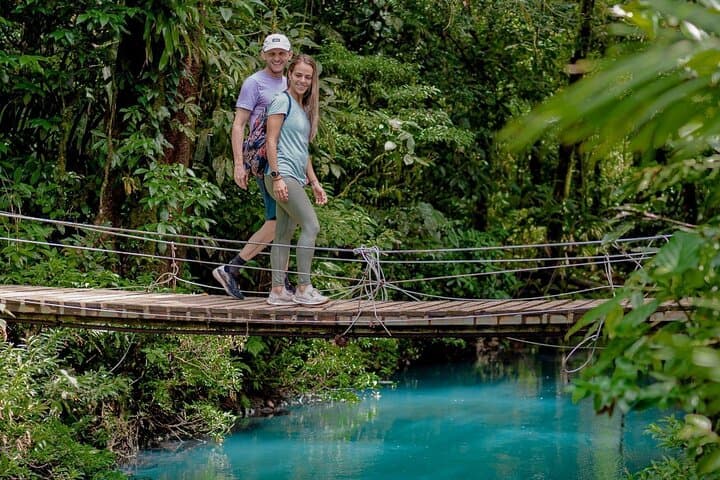 Hike Rio Celeste Waterfall & Tenorio Volcano: El Teñidero’s Turquoise River photo 4