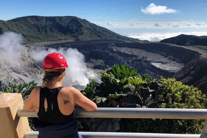 Poás Volcano National Park: See the Crater, Botos Lagoon & Practical Visitor Tips photo 5