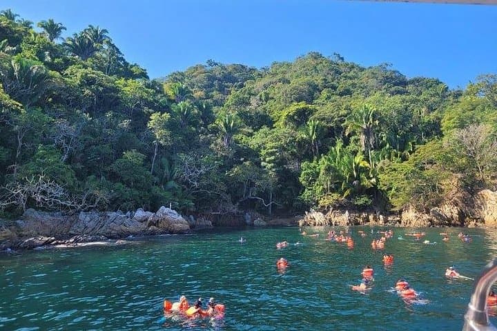 Full-Day Catamaran to Yelapa & Majahuitas: Snorkel, Waterfall Hike & Open Bar photo 1