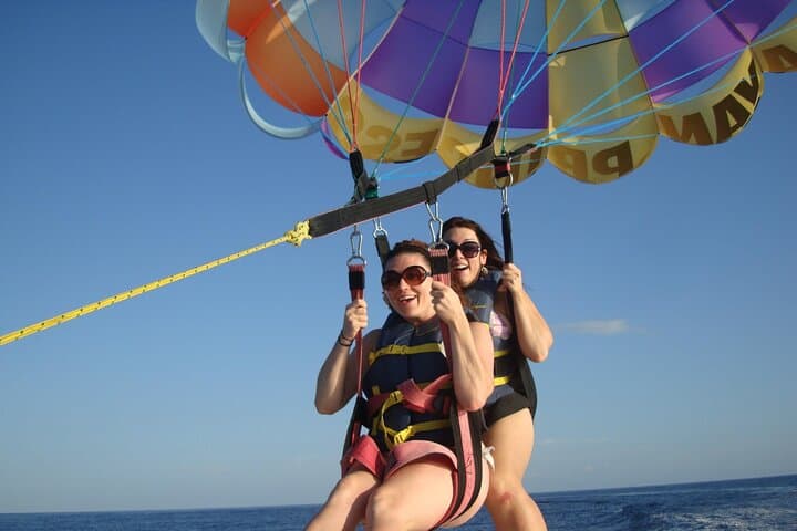 Soar Above Roatán: Private Parasail Flight Over the Bay Islands