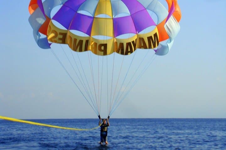 Soar Above Roatán: Private Parasail Flight Over the Bay Islands photo 2