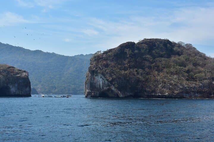 Catamaran Arches & Quimixto Waterfall — Puerto Vallarta All‑Inclusive Day Cruise photo 3