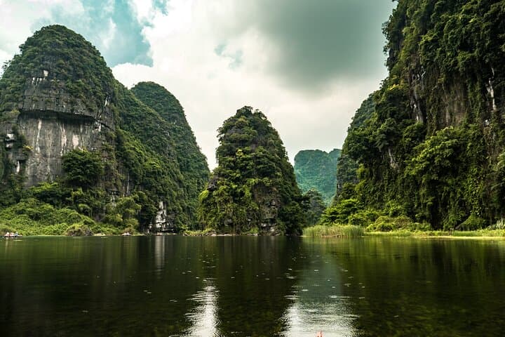 Pu Luong to Halong Bay: 6-Day Trek, Cycle and Cruise from Hanoi photo 4