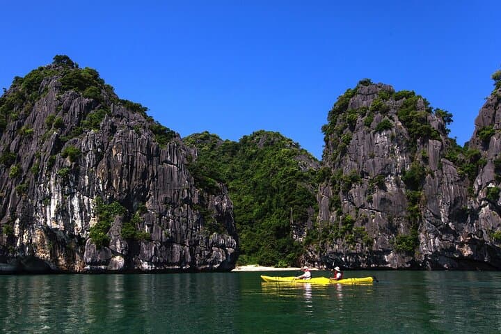 Pu Luong to Halong Bay: 6-Day Trek, Cycle and Cruise from Hanoi photo 6