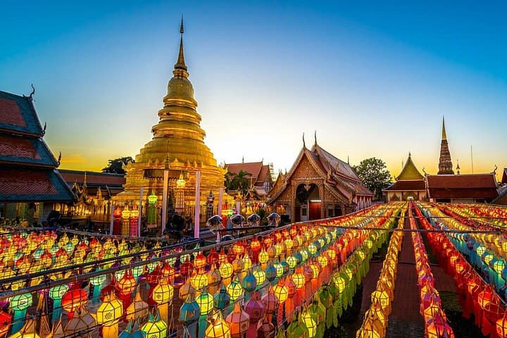 Full-Day Lamphun & Lampang Temple Tour from Chiang Mai — Wat Hariphunchai & Lampang Luang photo 1