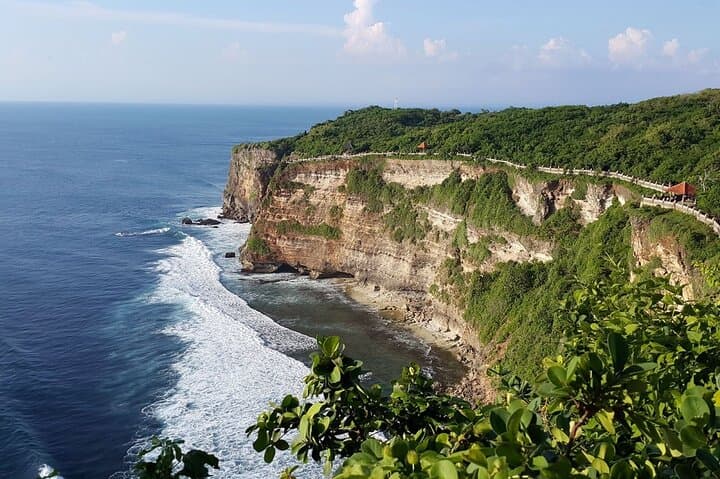 Half-Day Uluwatu Sunset Tour: Uluwatu Temple, Melasti Beach & Kecak Fire Dance photo 6