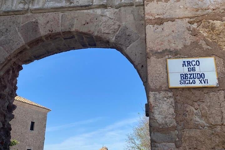 Cuenca Mystery Walk: 2-Hour Self-Guided Puzzle Through the Old Town photo 2