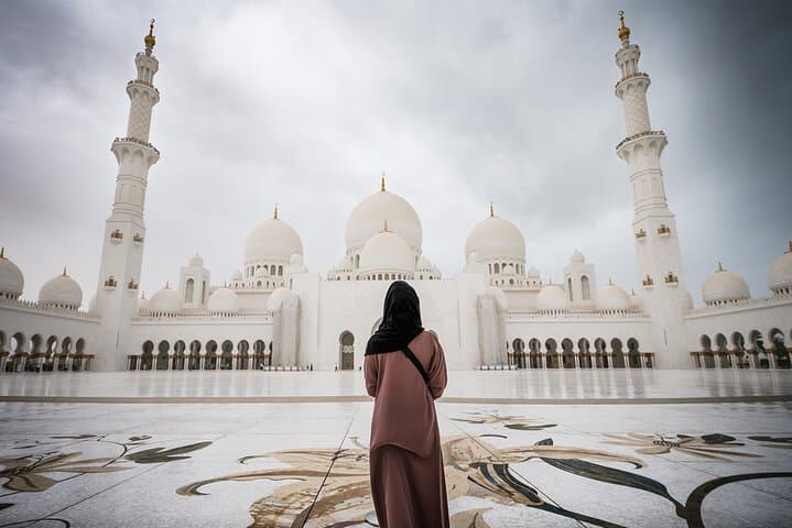 Abu Dhabi Full-Day City Tour: Sheikh Zayed, Heritage Village & Islamic Art photo 4