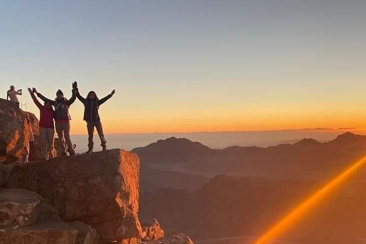 7-Day Sinai Mount Hike, Desert Camping & Nile Cruise Highlights