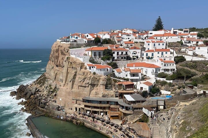 Sintra Day Tour: Pena Palace, Quinta da Regaleira & Coastal Highlights photo 4