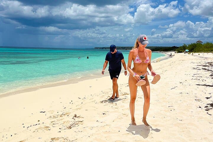 Bahía de las Águilas & La Mina de Bauxita — Full-Day All-Inclusive Tour from Pedernales photo 6