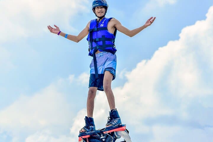 Flyboarding in Nichupté Lagoon: Soar Above Cancun’s Turquoise Water photo 3