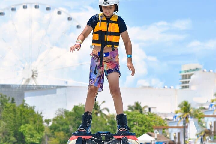 Flyboarding in Nichupté Lagoon: Soar Above Cancun’s Turquoise Water photo 4