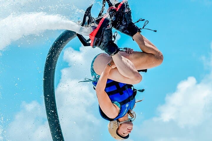 Flyboarding in Nichupté Lagoon: Soar Above Cancun’s Turquoise Water photo 5