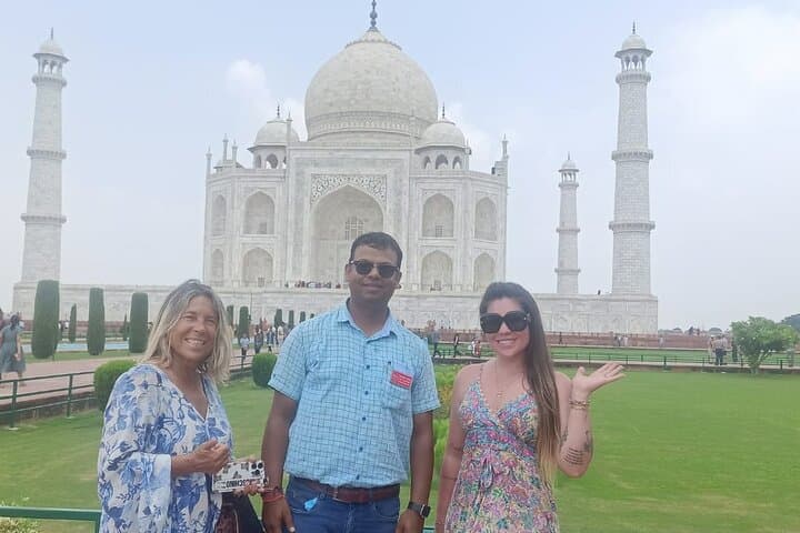 Private Day Trip to Taj Mahal & Agra Fort from Delhi by Car photo 2